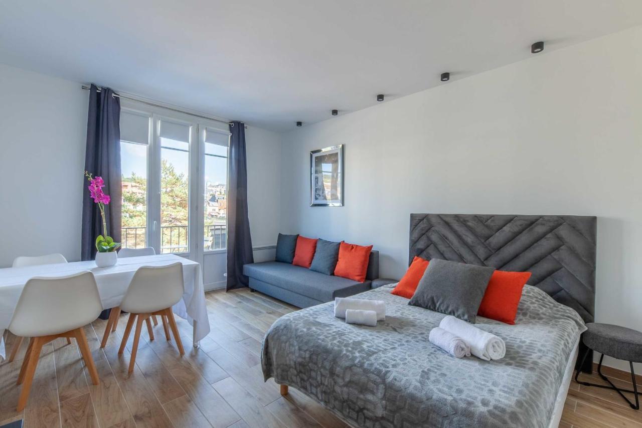 Studio Sleeps 4 With Terrace, 500M Place Morny Ντοβίλ Εξωτερικό φωτογραφία